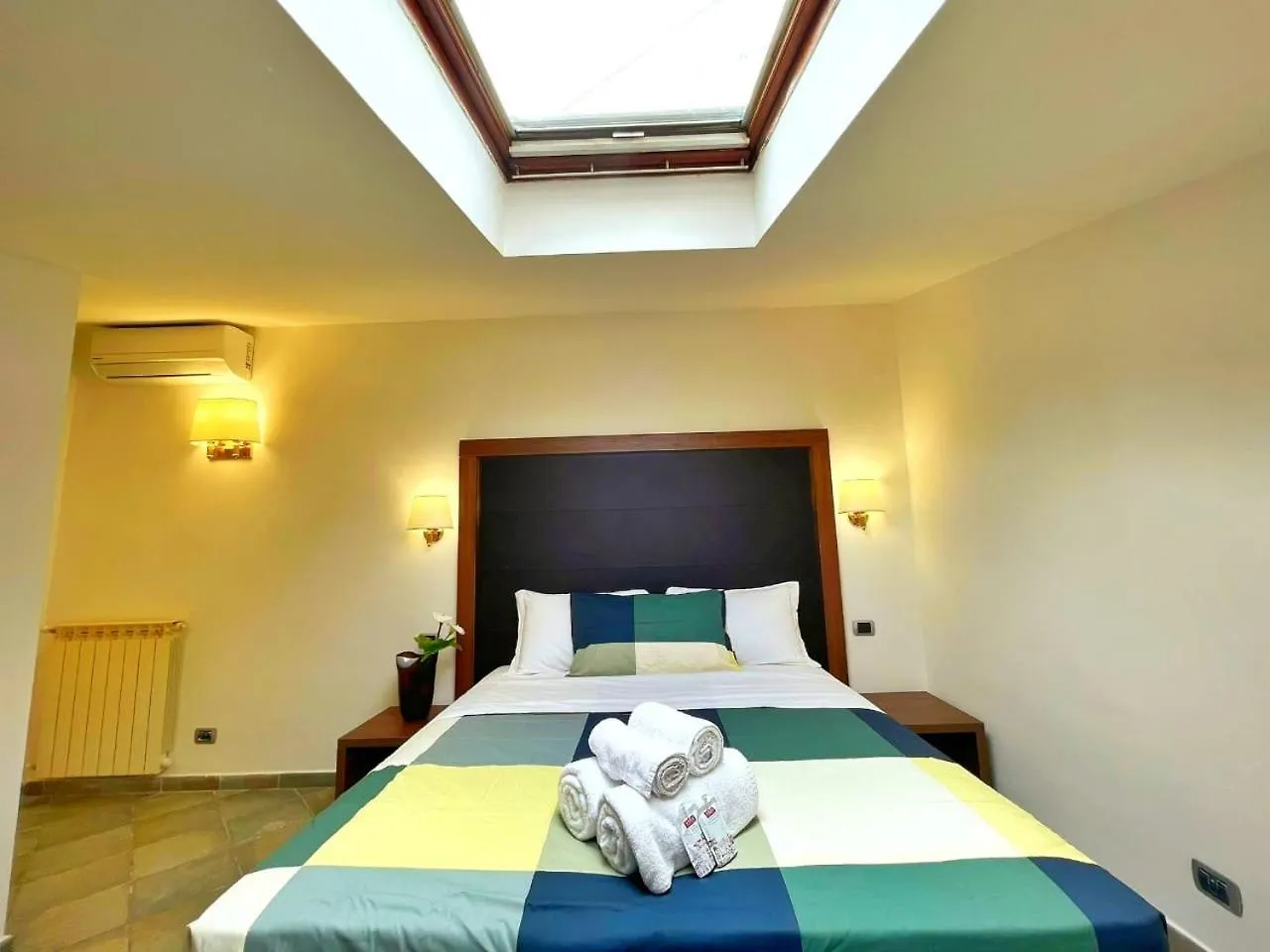 Guest house Attic Garden Hotel Rome Italy